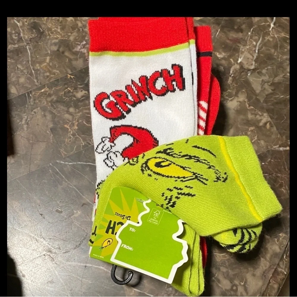 5 Grinch Themed Socks - Red and Green and White